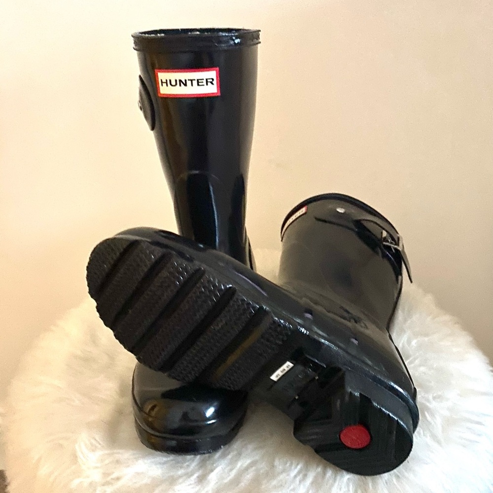 Black Hunter Boots for woman size 5 brand new .